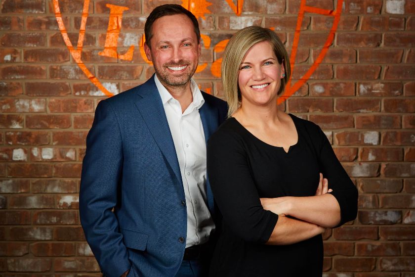 Beth and Ryan Waller real estate team headshot